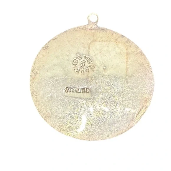 Vintage 925 Sterling Silver Abalone Inlay Dancer Motif Round Mexican Pendant - Picture 3 of 7